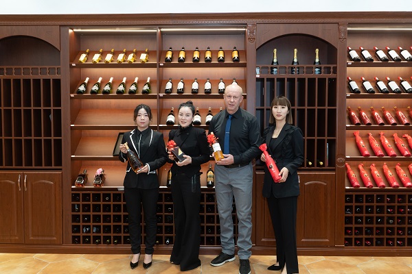 想做紅酒生意怎么選擇加盟的品牌？