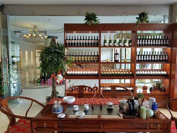 如何增加紅酒店的客流量？