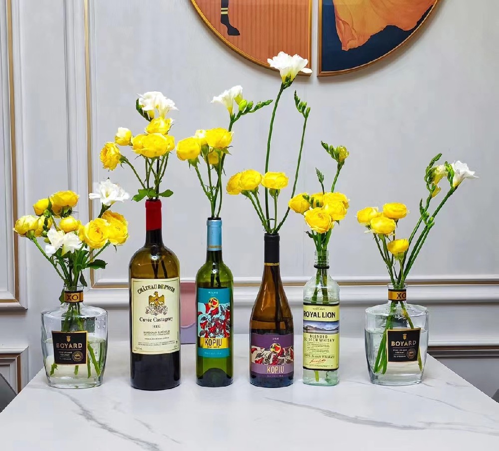 開一家紅酒店怎么樣？